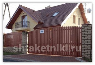 Штакетник для забора под дерево в Салехарде